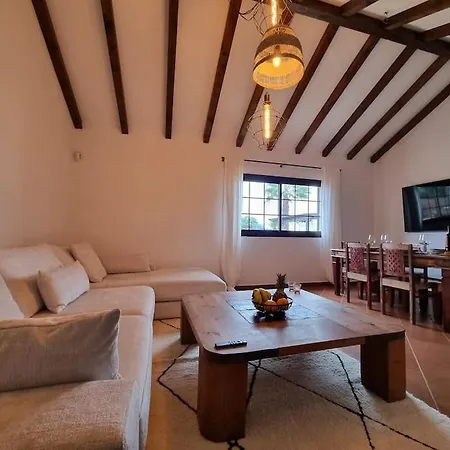 Vila Casa Fuertes